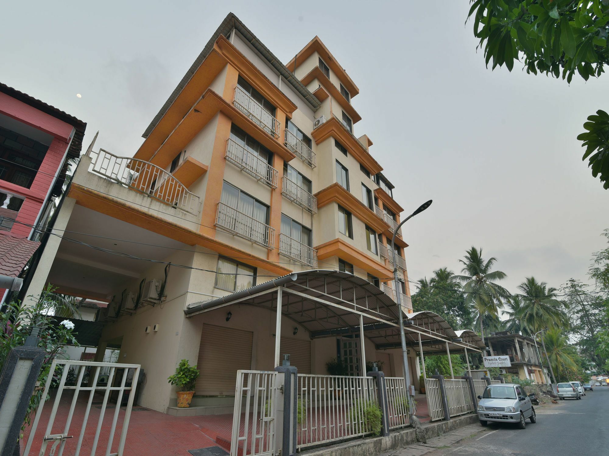 Inn Pramila Court 3*